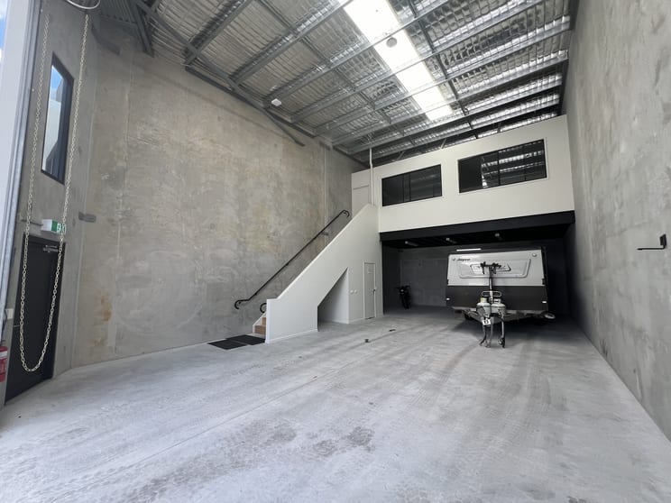 Click to view all images 15/54 Quilton Place Crestmead QLD 4132 - Image 2