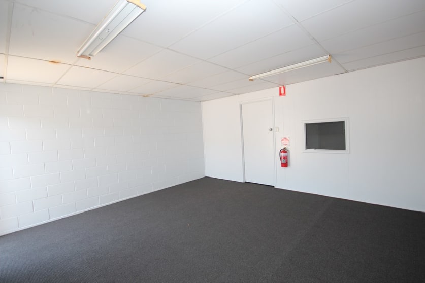 Click to view all images 21/62 Keane Street Currajong QLD 4812 - Image 3