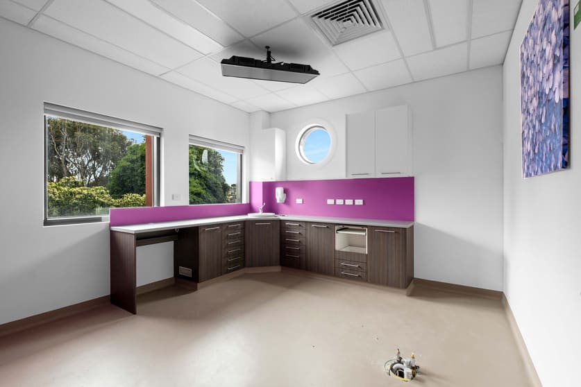 Click to view all images Suite 4&5/260 Springvale Road Glen Waverley VIC 3150 - Image 3