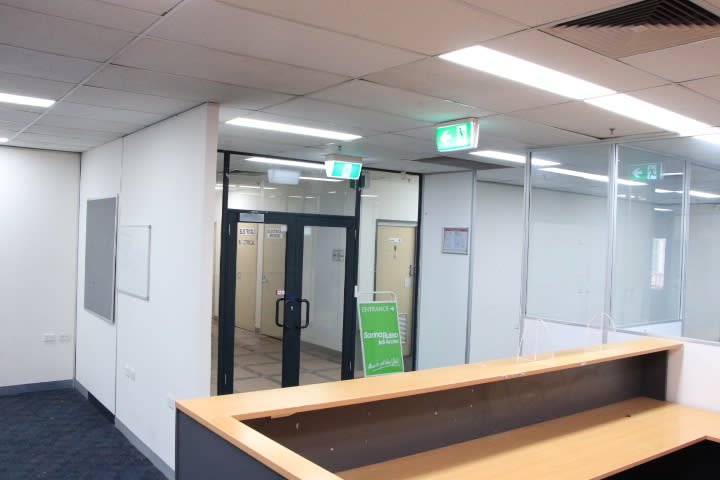 Click to view all images 2/293 High Street Preston VIC 3072 - Image 3
