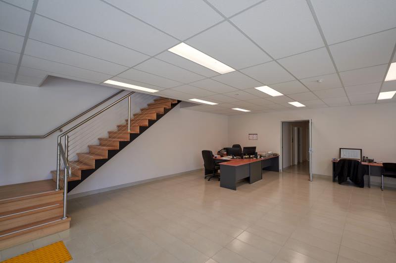 Click to view all images 9 Newmarket Lane Epping VIC 3076 - Image 2