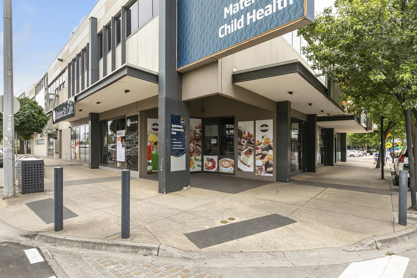 Click to view all images 1/1 Station Street Taylors Lakes VIC 3038 - Image 2