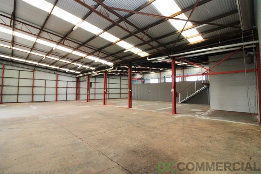 Click to view all images 384 South Street Harristown QLD 4350 - Image 3
