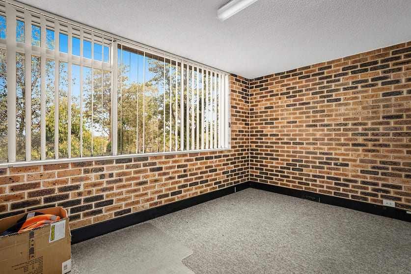 Click to view all images 4/1 Railway Street Baulkham Hills NSW 2153 - Image 2