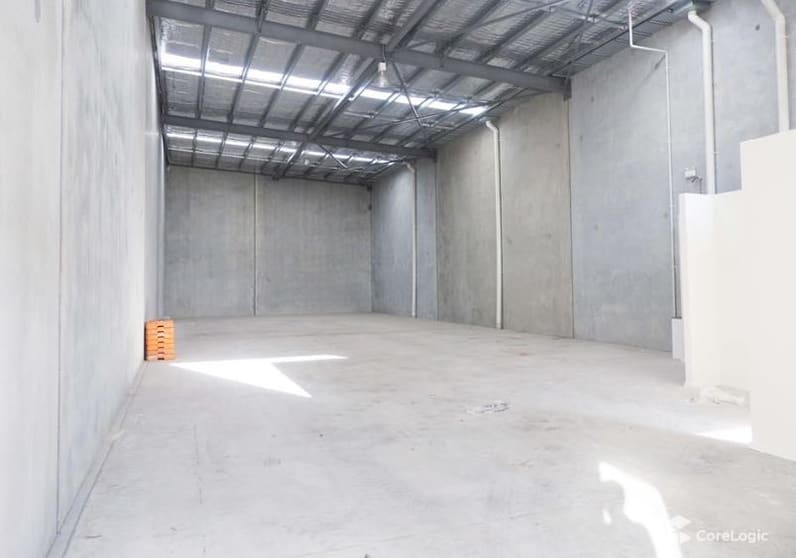 Click to view all images 2/12 Weedon Road Forrestdale WA 6112 - Image 1