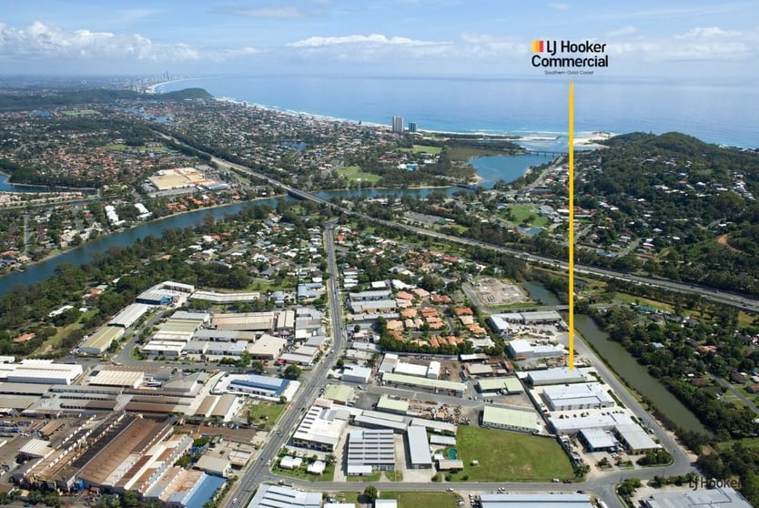 Click to view all images 1/8 Hawker Street Currumbin Waters QLD 4223 - Image 1