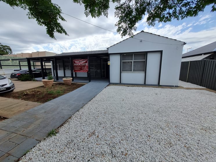 Click to view all images 1 Park Street South Woodville SA 5011 - Image 1