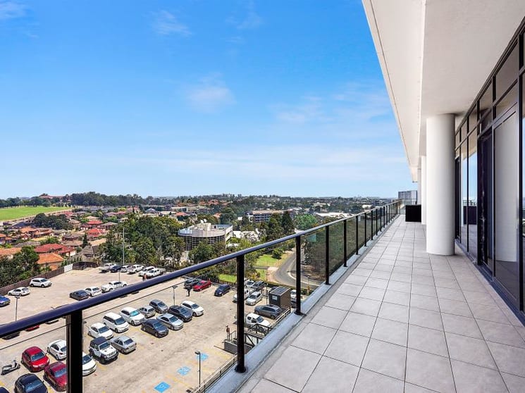 Click to view all images Suite 610/2-8 Brookhollow Avenue Norwest NSW 2153 - Image 1