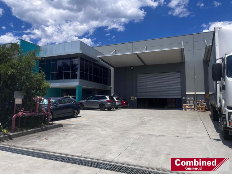 Click to view all images 1/32 Bluett Drive Smeaton Grange NSW 2567 - Image 2