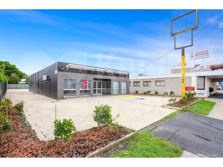 Click to view all images Whole of the property/186 Musgrave St Berserker QLD 4701 - Image 1