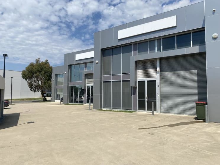 Click to view all images Unit 3/7 Beaconsfield Street Fyshwick ACT 2609 - Image 1