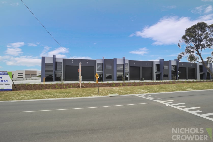 Click to view all images 10/5 Speedwell Street Somerville VIC 3912 - Image 3