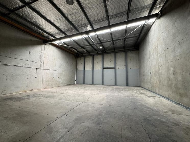 Unit 8/8-12 Deadman Road Moorebank NSW 2170 - Image 2