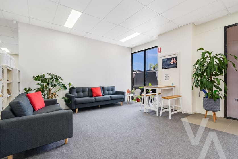 Click to view all images 2Aa/274 Macquarie Road Warners Bay NSW 2282 - Image 1