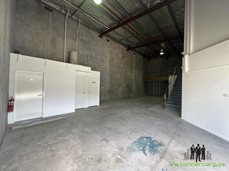 Click to view all images 6/180 Anzac Ave Kippa-ring QLD 4021 - Image 2
