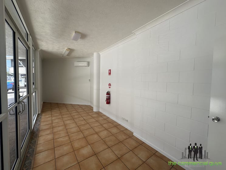 Click to view all images 6/180 Anzac Ave Kippa-ring QLD 4021 - Image 3