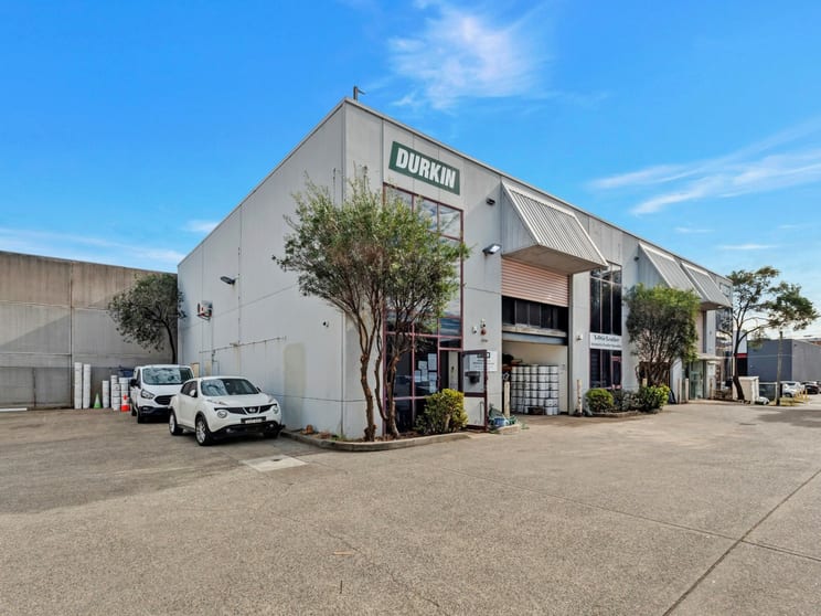 Click to view all images Silverwater NSW 2128 - Image 1