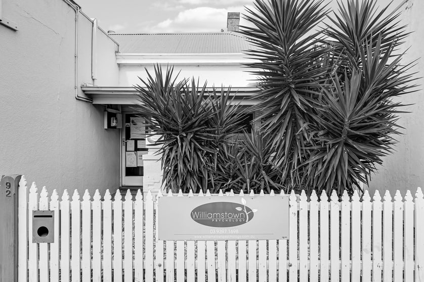 Click to view all images 92 Douglas Parade Williamstown VIC 3016 - Image 1