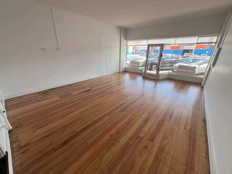 Click to view all images 754 North Road Ormond VIC 3204 - Image 2