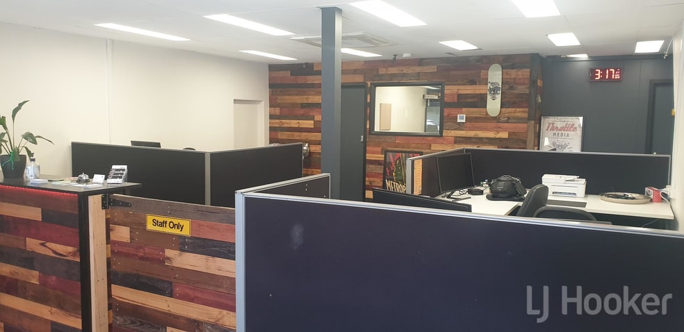 Click to view all images 49 Monaro Street Extension Queanbeyan NSW 2620 - Image 3