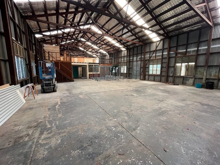 Click to view all images 33 Precision Street Salisbury QLD 4107 - Image 2
