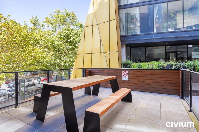 Click to view all images Level 1 Unit T2/25-29 Lonsdale Street Braddon ACT 2612 - Image 1