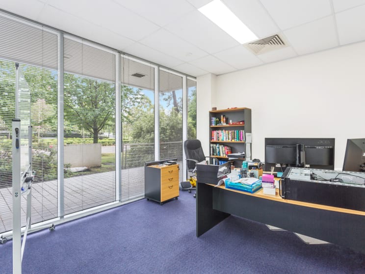 Click to view all images 9/11-13 Brookhollow Avenue Norwest NSW 2153 - Image 3