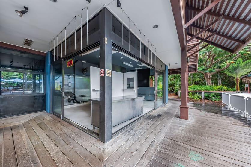 Click to view all images 18/370 Shute Harbour Road Airlie Beach QLD 4802 - Image 1