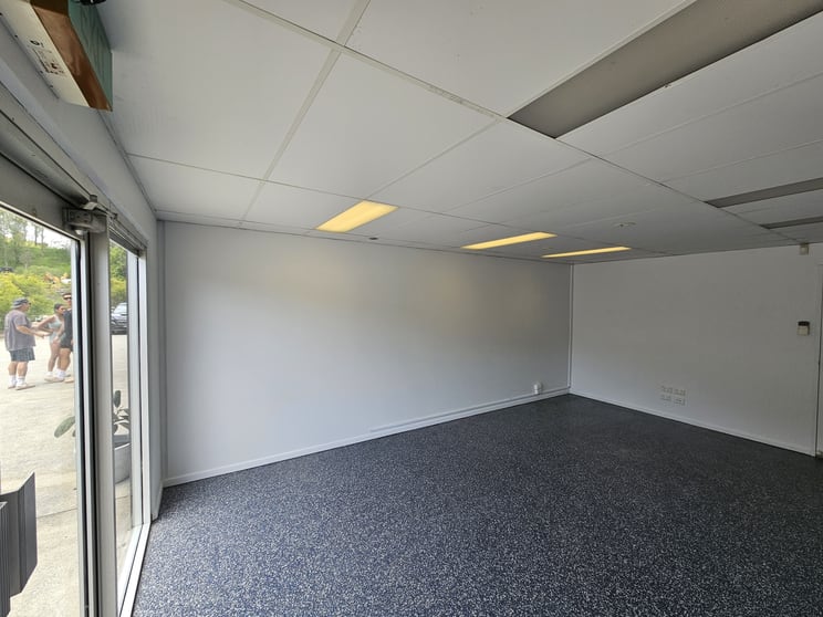Click to view all images Burleigh Heads QLD 4220 - Image 3