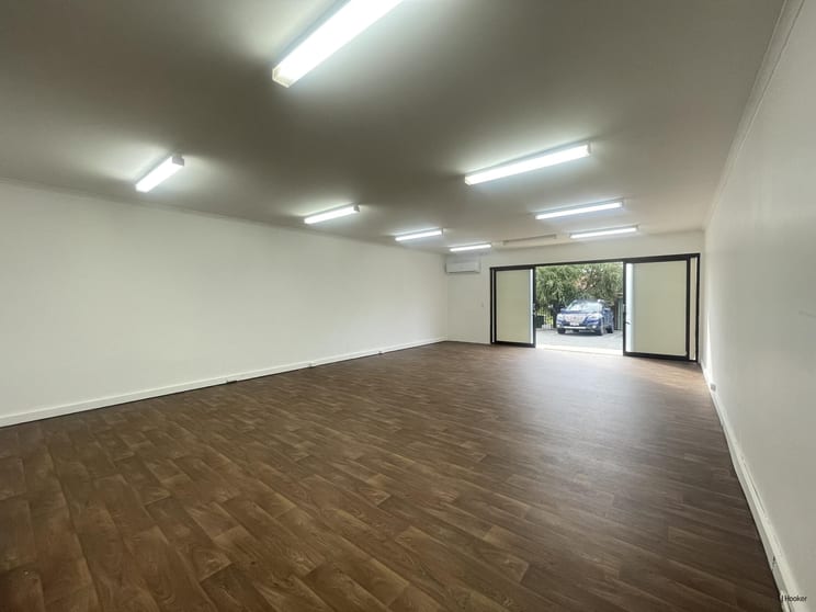 Click to view all images 25 Lemana Lane Burleigh Heads QLD 4220 - Image 2
