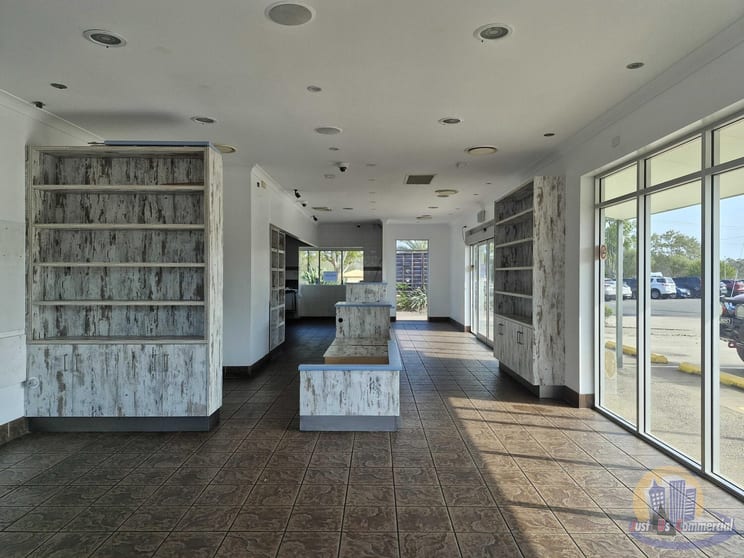 Click to view all images 3/269 Bourbong Street Bundaberg Central QLD 4670 - Image 3