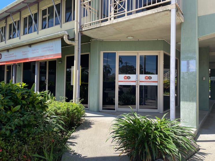 Click to view all images 1&2/345 Sheridan Street Cairns North QLD 4870 - Image 2