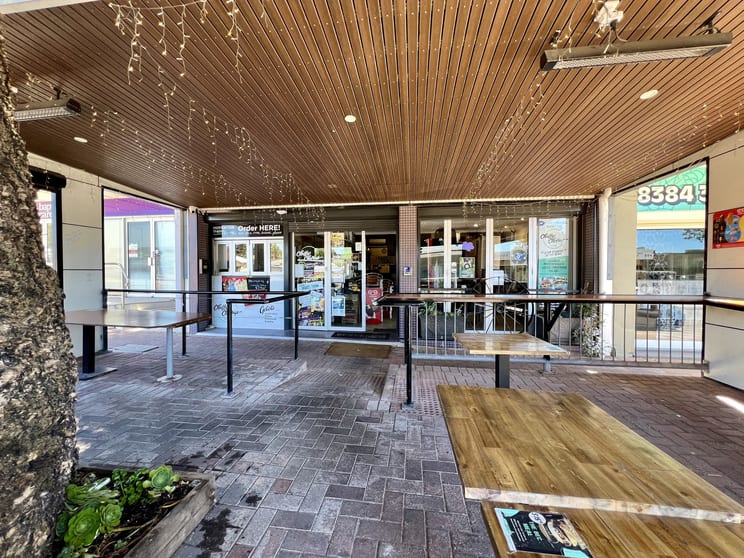 Click to view all images 32A Beach Road Christies Beach SA 5165 - Image 3