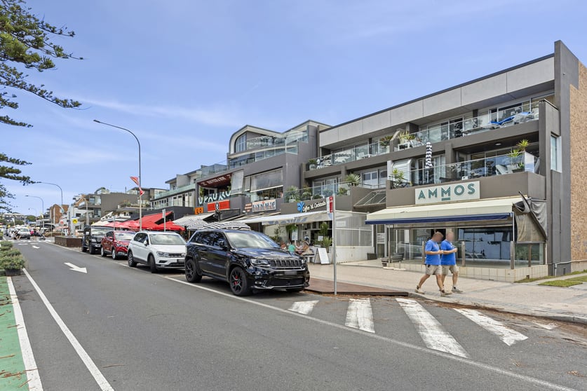 Click to view all images 2/25 The Strand Dee Why NSW 2099 - Image 2