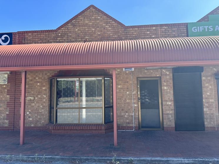 Click to view all images 1/12 Anderson Walk Smithfield SA 5114 - Image 1
