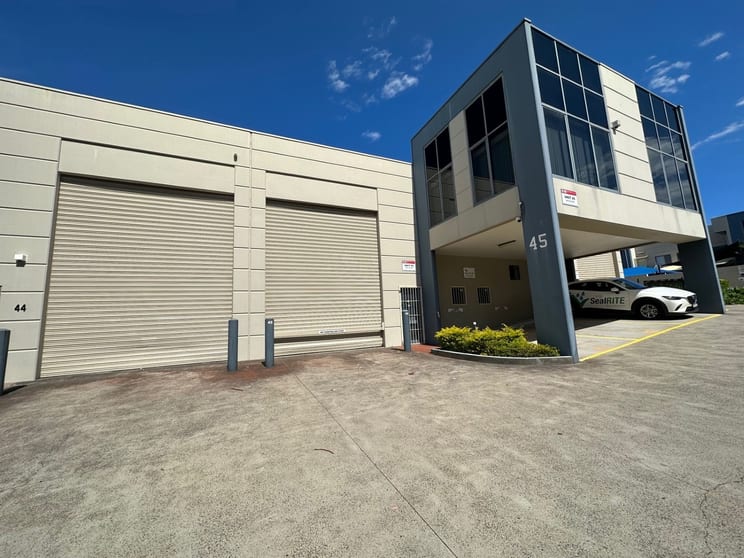 Click to view all images Caringbah NSW 2229 - Image 1