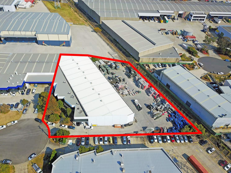 Click to view all images 9 Walker Place Wetherill Park NSW 2164 - Image 1
