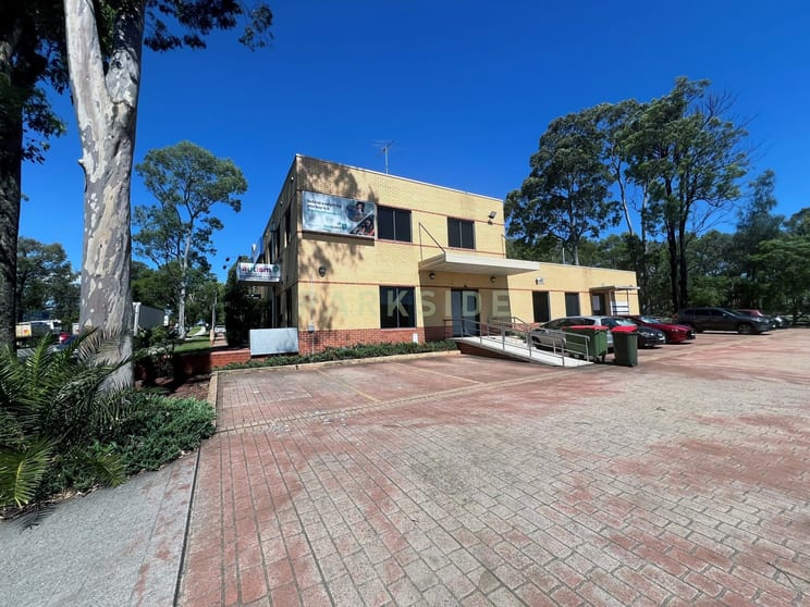 Click to view all images Wetherill Park NSW 2164 - Image 1