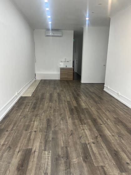 Click to view all images 198 Carlisle Street St Kilda VIC 3182 - Image 2