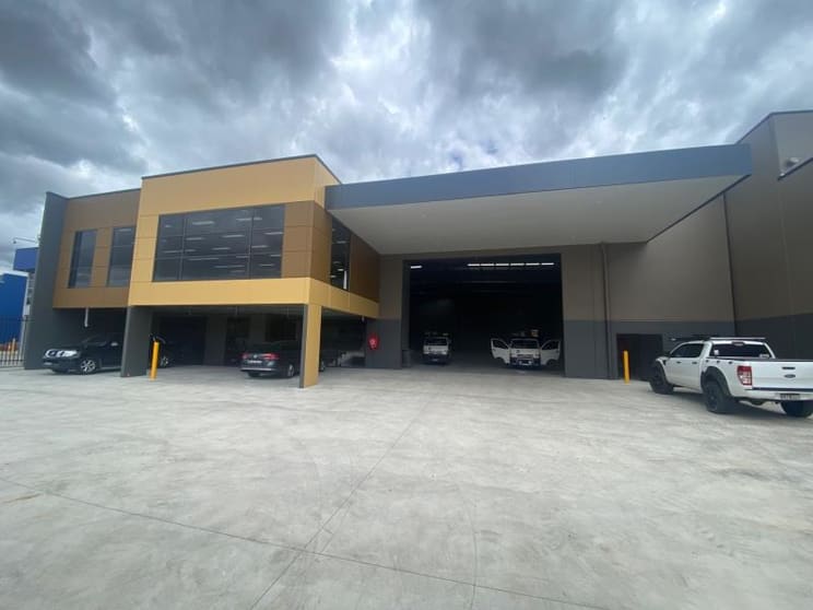 Click to view all images 15 Progress Circuit Prestons NSW 2170 - Image 2