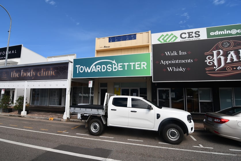 Click to view all images 2/106 Charters Towers Road Hermit Park QLD 4812 - Image 1
