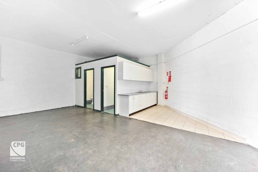 Click to view all images Unit 3/63a Boundary Road Mortdale NSW 2223 - Image 3