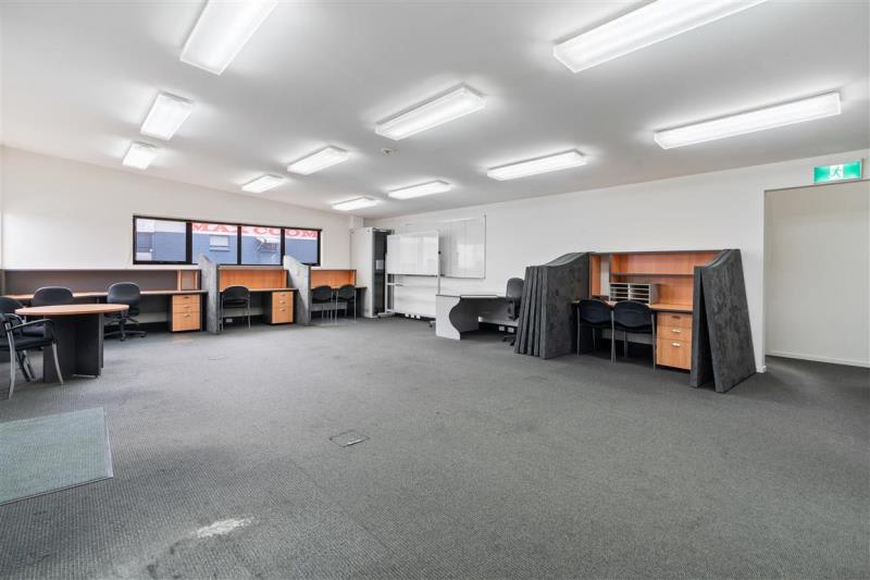 Click to view all images 501 Main Road Montrose TAS 7010 - Image 3