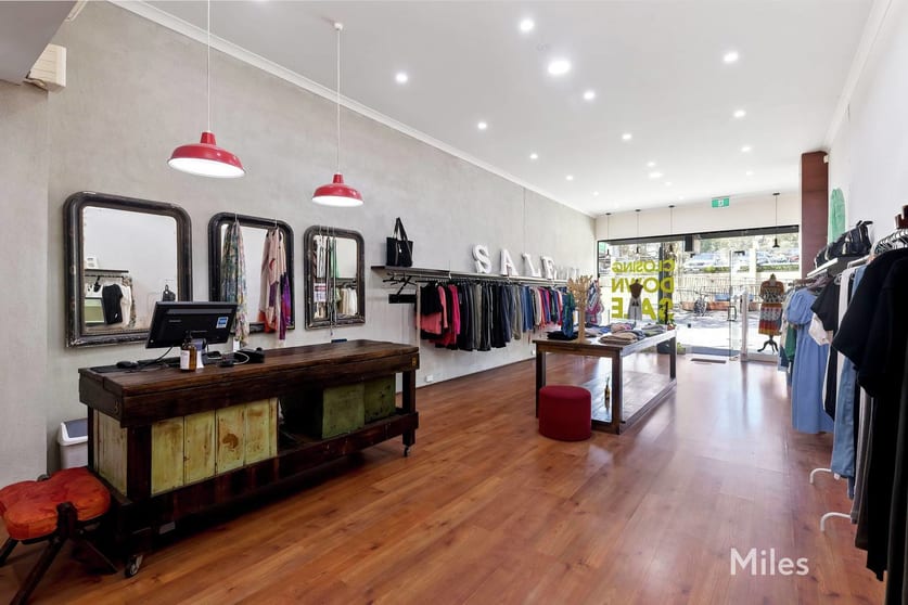 Click to view all images 50 Commercial Place Eltham VIC 3095 - Image 2
