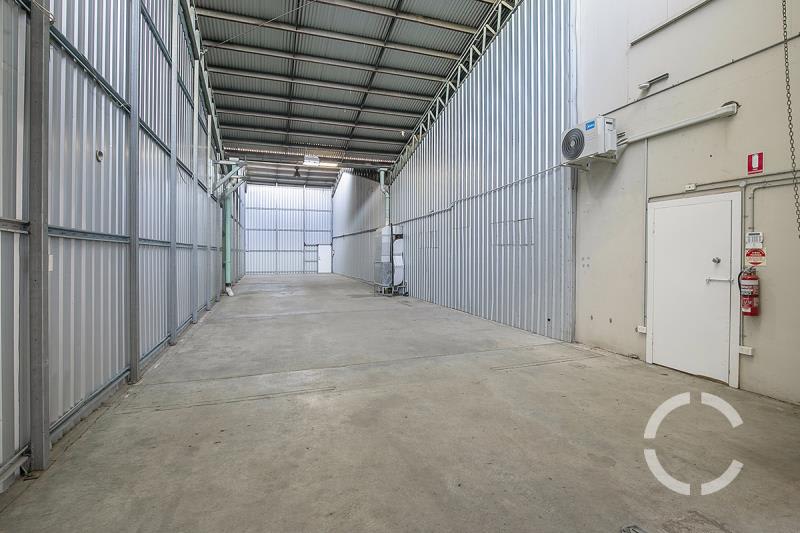 Click to view all images 67 Maynard Street Woolloongabba QLD 4102 - Image 3