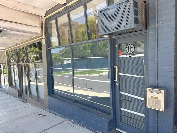Click to view all images B/1 WOODHOUSE GROVE Box Hill North VIC 3129 - Image 1