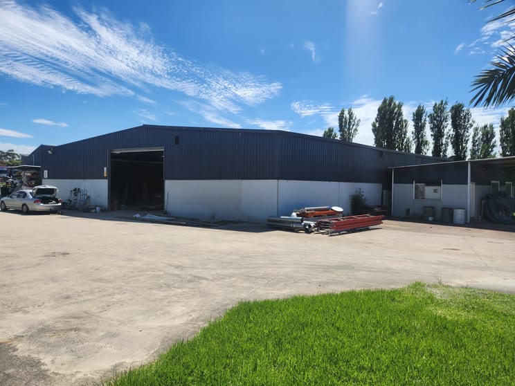 Click to view all images 3/260 Sunshine Road Tottenham VIC 3012 - Image 1