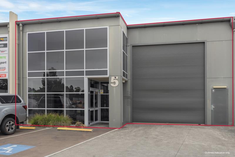 Click to view all images Unit 5/19 Balook Drive Beresfield NSW 2322 - Image 1