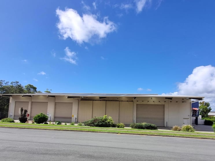 Click to view all images 37 Enterprise Street Caloundra West QLD 4551 - Image 2