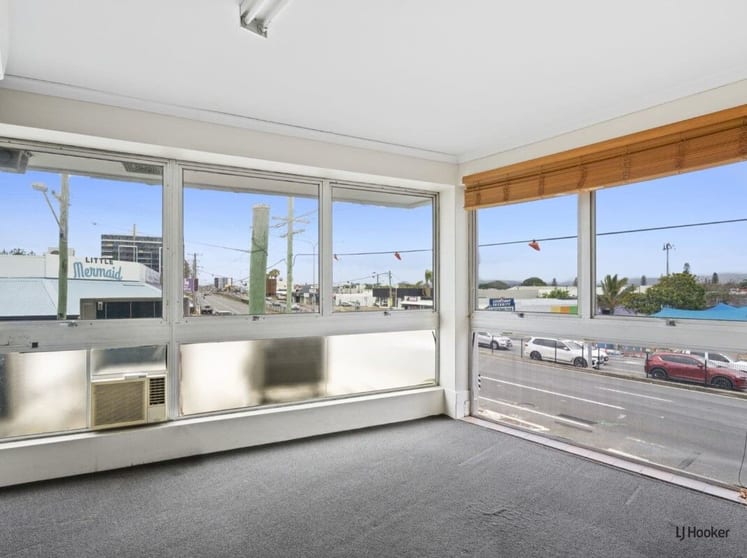 Click to view all images 2563 Gold Coast Highway Mermaid Beach QLD 4218 - Image 3